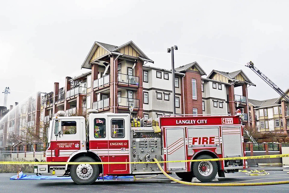 13062011_web1_180808-lat-paddington-fire-file