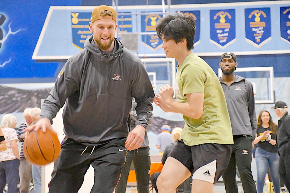 The 2nd annual Hoop-a-thon raised more than it's $25,000 target on Saturday, May 10 at Aldergrove Community Secondary School. Vancouver Bandits players took part, and young players had a chance to play a little one-on-one with the pros during breaks.