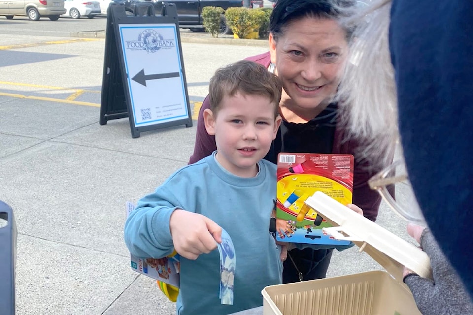 Thanksgiving Food Drive