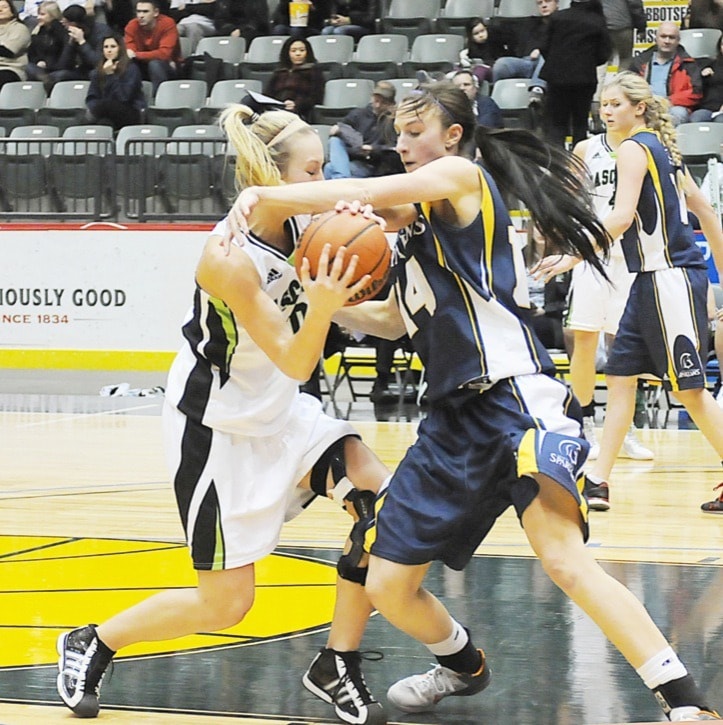 20450langleyUFV-TWUwomensbball-5-MORROWwebversion