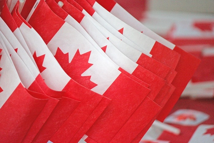 22627langleyCanadaDayflags