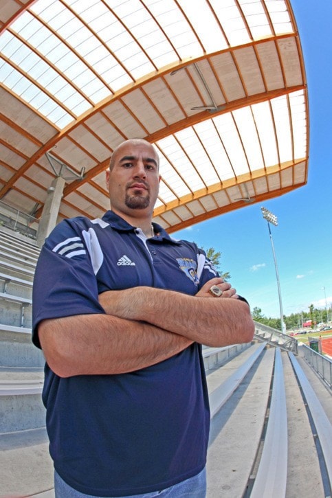 Garrett JAMES 2011-07-22
Langley Rams Coach Jeff Alomolholda