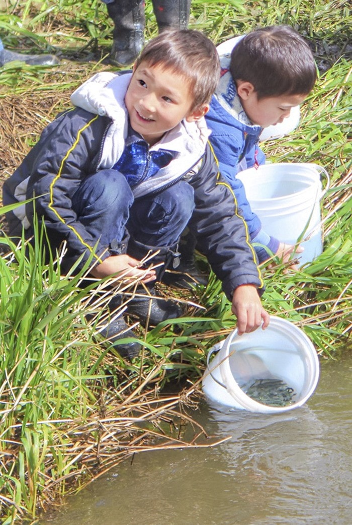 28659langleyInglis_Fish_Release_2015_07PROCESSED