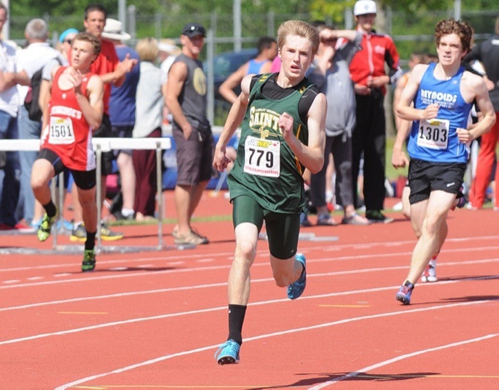 Dean Ellenwood 91ԭ secondary 400m junior boys EVAN SEAL / THE LEADER
