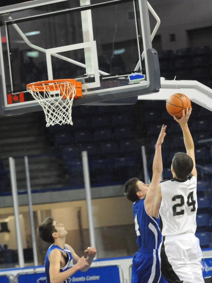 29822langleyWGvsBKS8boysbasketballfinal3