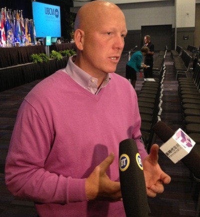 33278surreyGregMooreatUBCM-4web