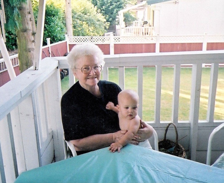34667langleyBettyandnewgreatgrandson