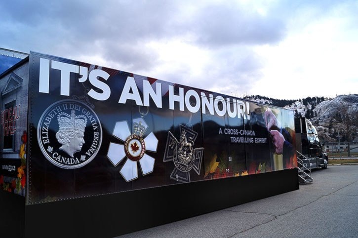 39877langleyHonourbustoLangley