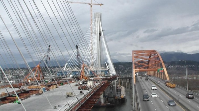 4305surreyPortMannBridgeconstructionwebcam-7web