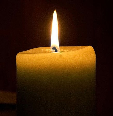 47098langley800px-Candle_flame_-1