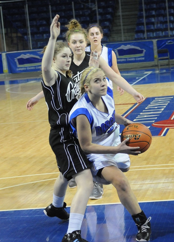 50286langleyJuliaMcLenaghenBKSjgbasketball2