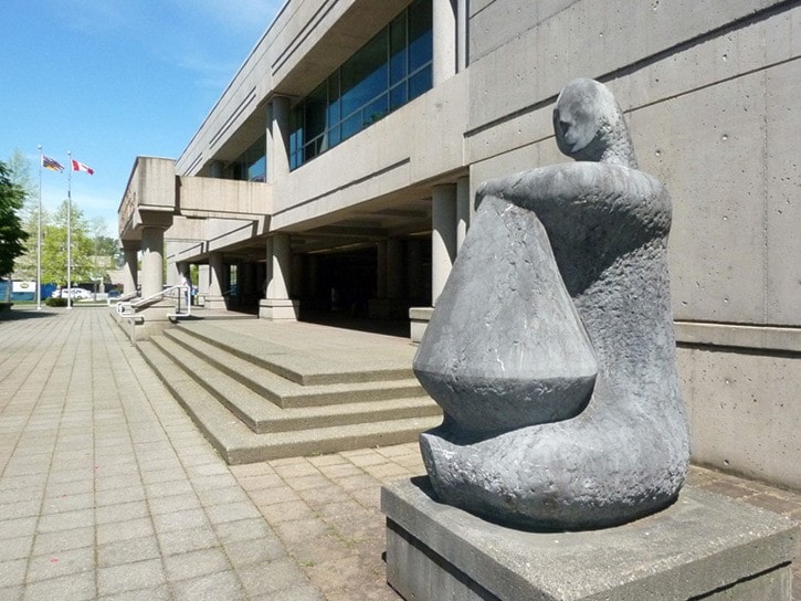 52098whiterocksurreycourthouse-th-05141201