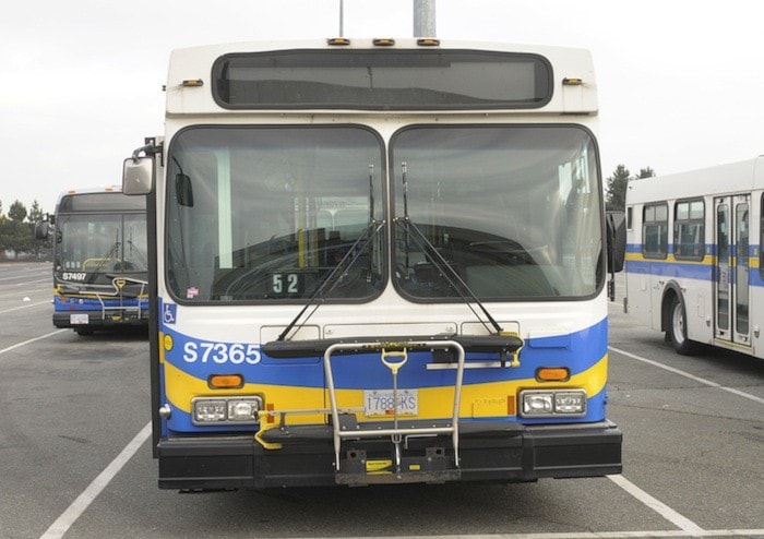 53472surreyBusstraighton-7web