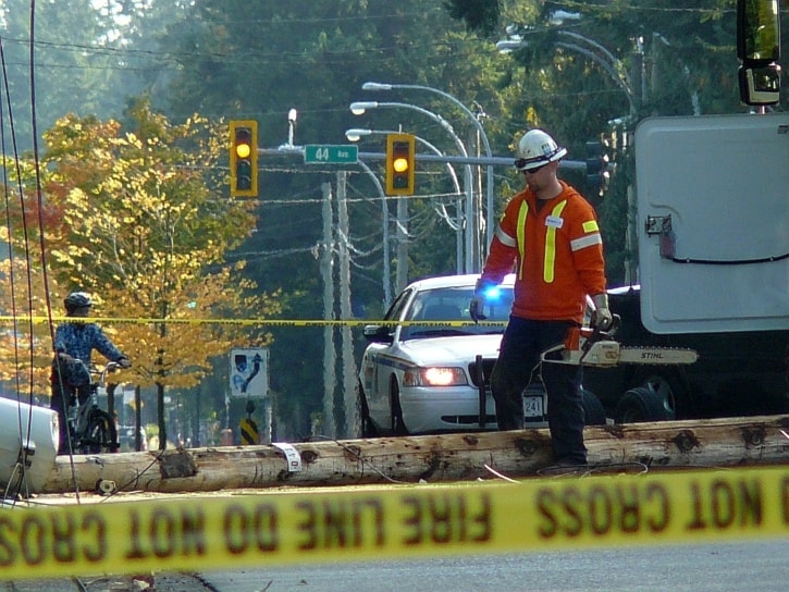 57801langleycrash_chainsaw_web