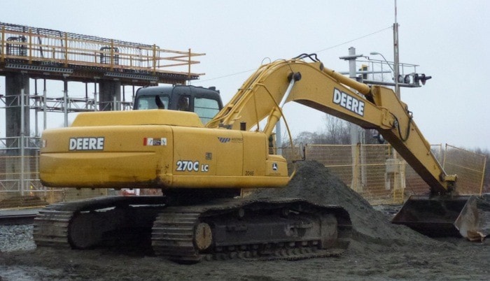 65366surreyexcavatorinSurrey-7web