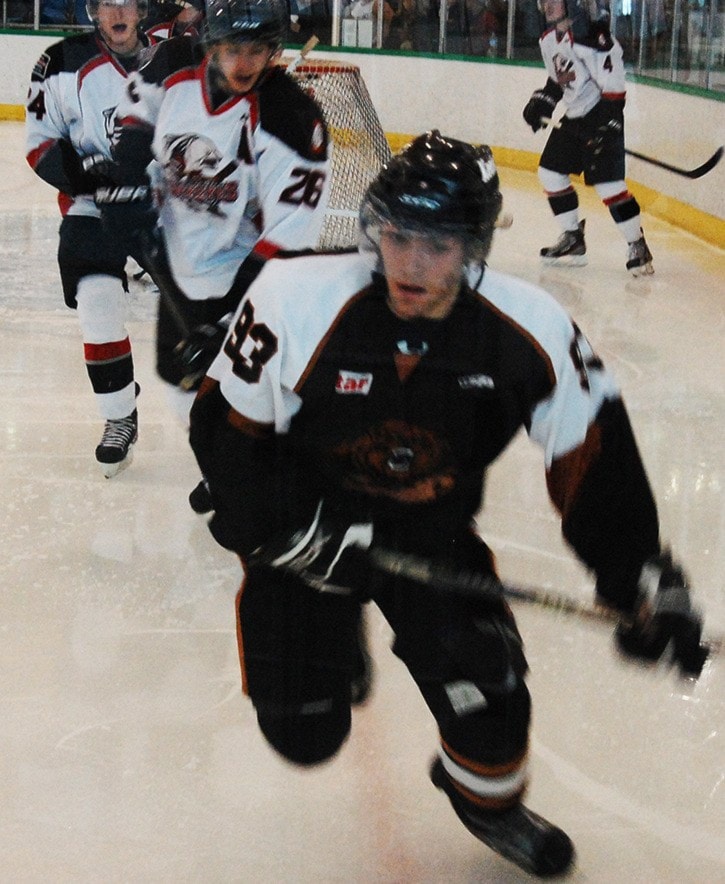 6577aldergroveKodiaksSockeyesMcHaffie0070web