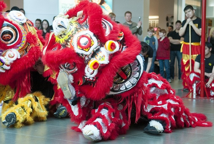 66053langleyLionDance2