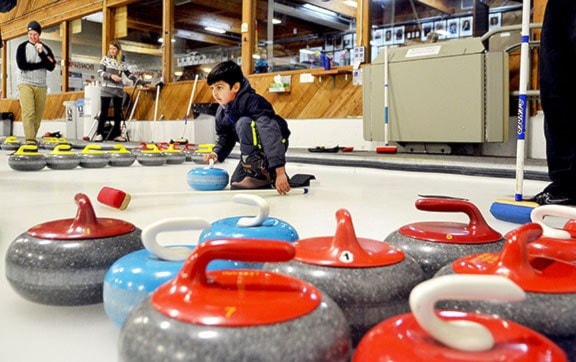 70971langleycurling7WEB