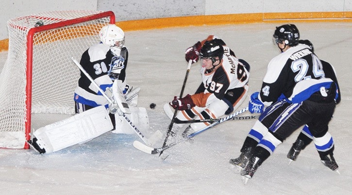 71108langley15338aldergroveKodiaksvsPilots2627WEB