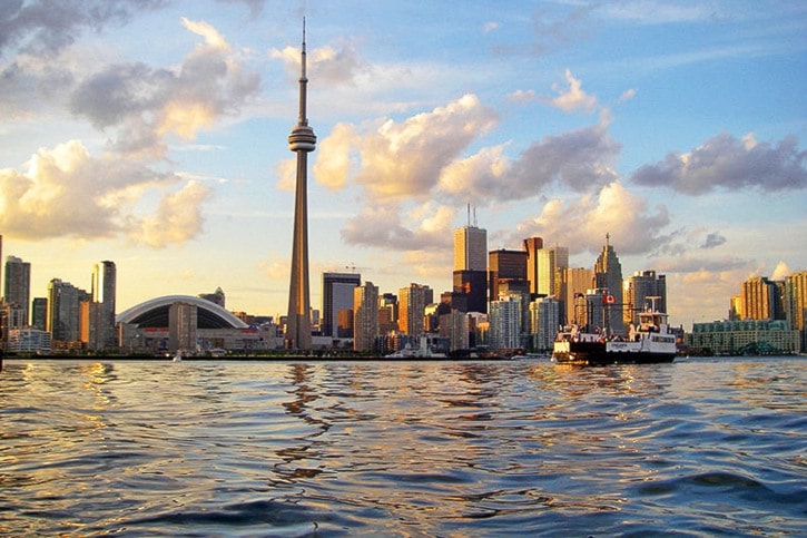 72645BCLN2007TorontoSkylineHDR