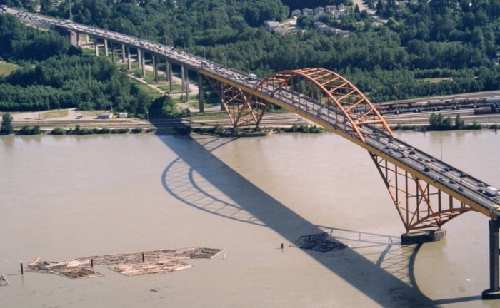 75697surreyPortMannBridge3-7web