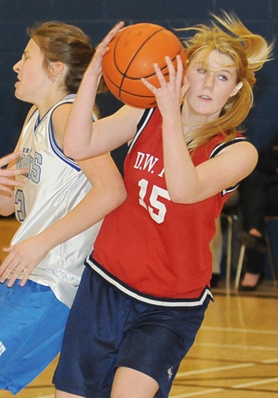 78458langleyBasketballGrade8CredovDWPoppy