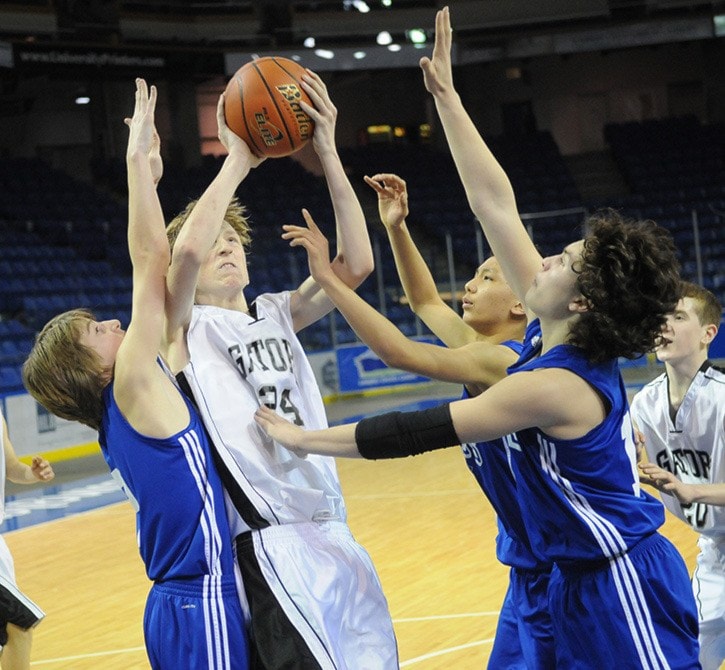 8482langleyAndrewGoertzenWG8boysbasketball2copy