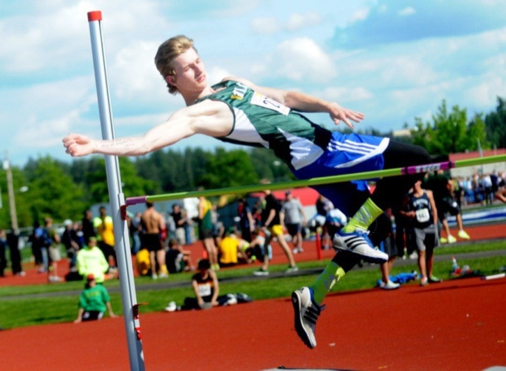 88449langleyTravisMullerLCShighjump2webversion