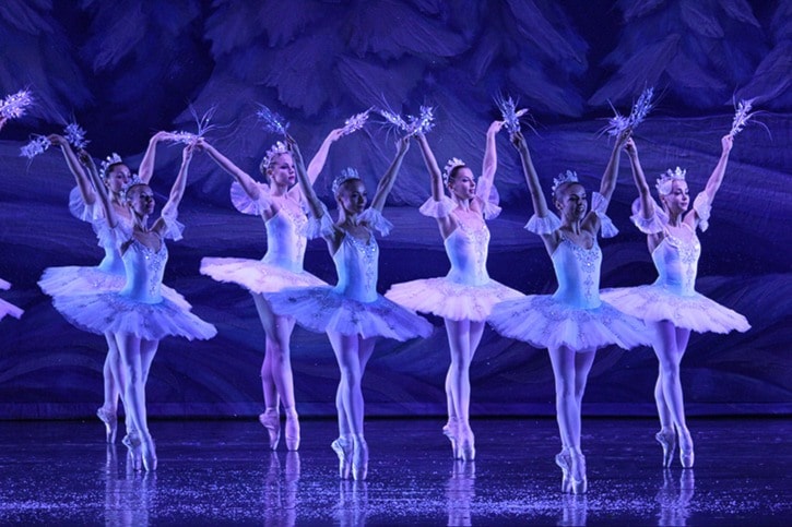 9581langley6MoscowBalletCorpsdeBalletSnowScene-1web