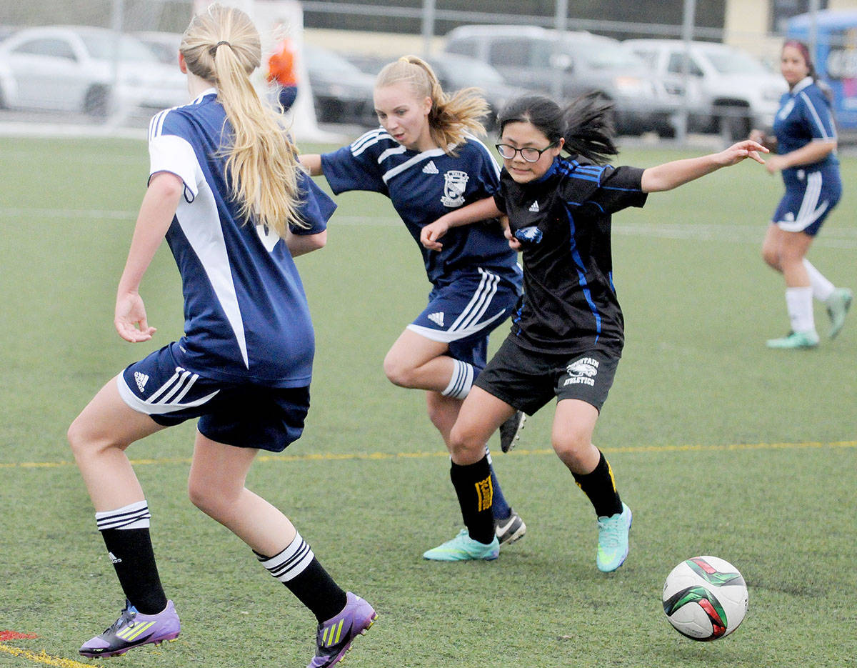 web1_mountain-vs.-yale3