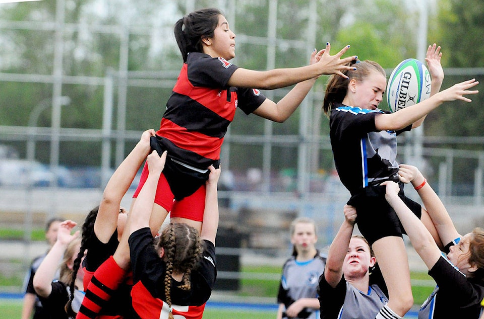 web1_0509_yorkson-creek-grade-8-rugby1