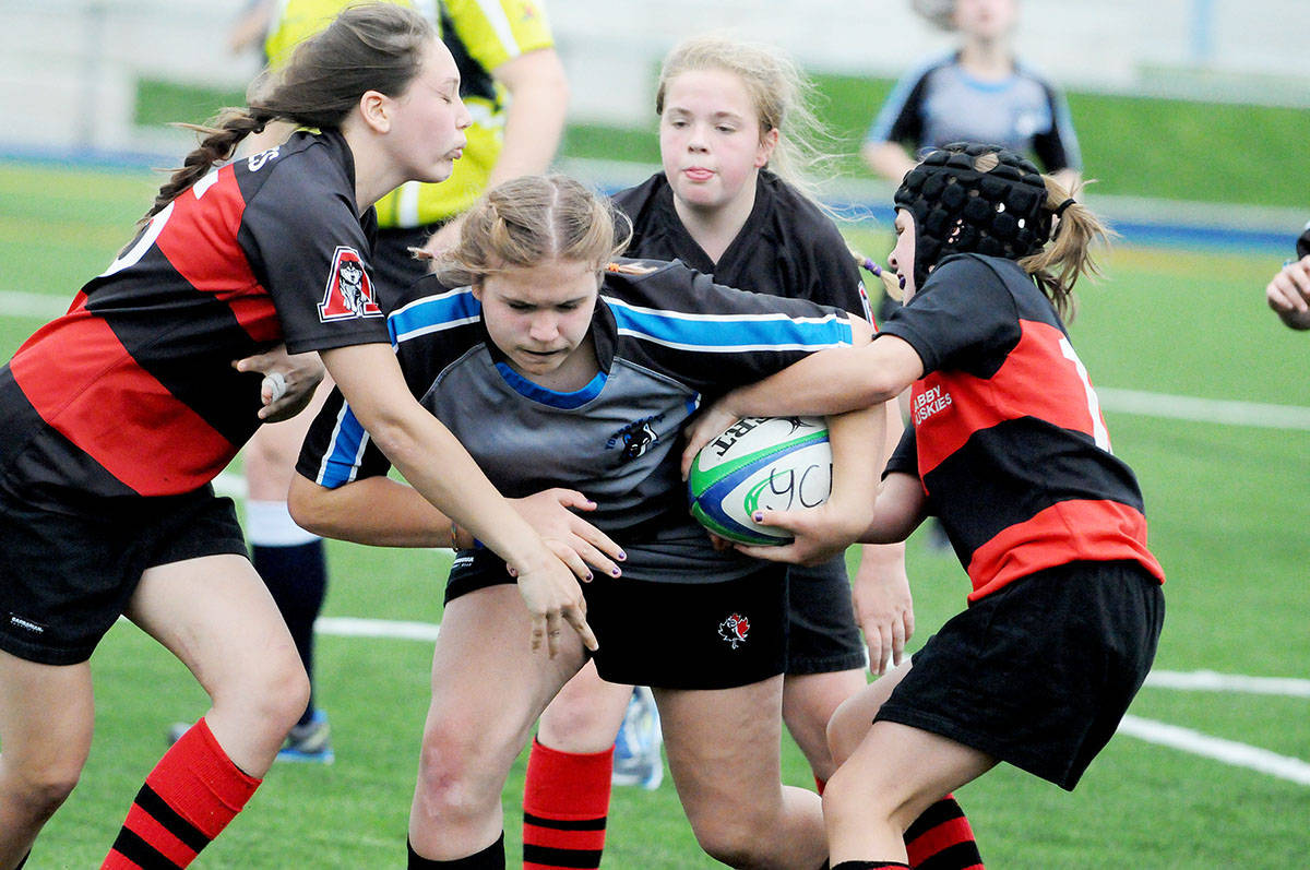 web1_0509_yorkson-creek-grade-8-rugby3