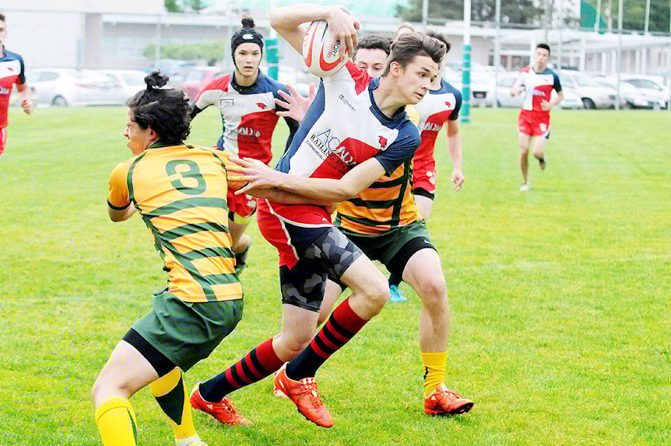 web1_0516_poppylssrugby3
