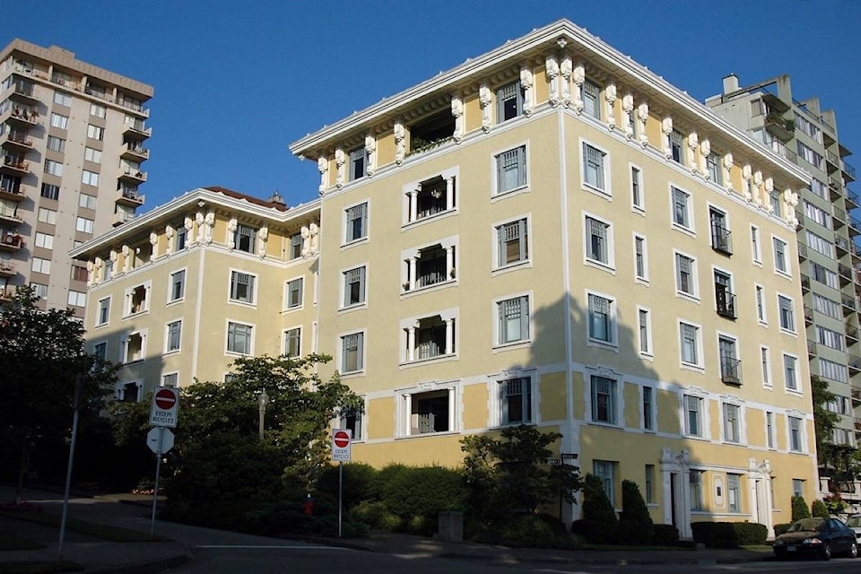 web1_170503-BPD-M-Vancouver-apartments-wiki