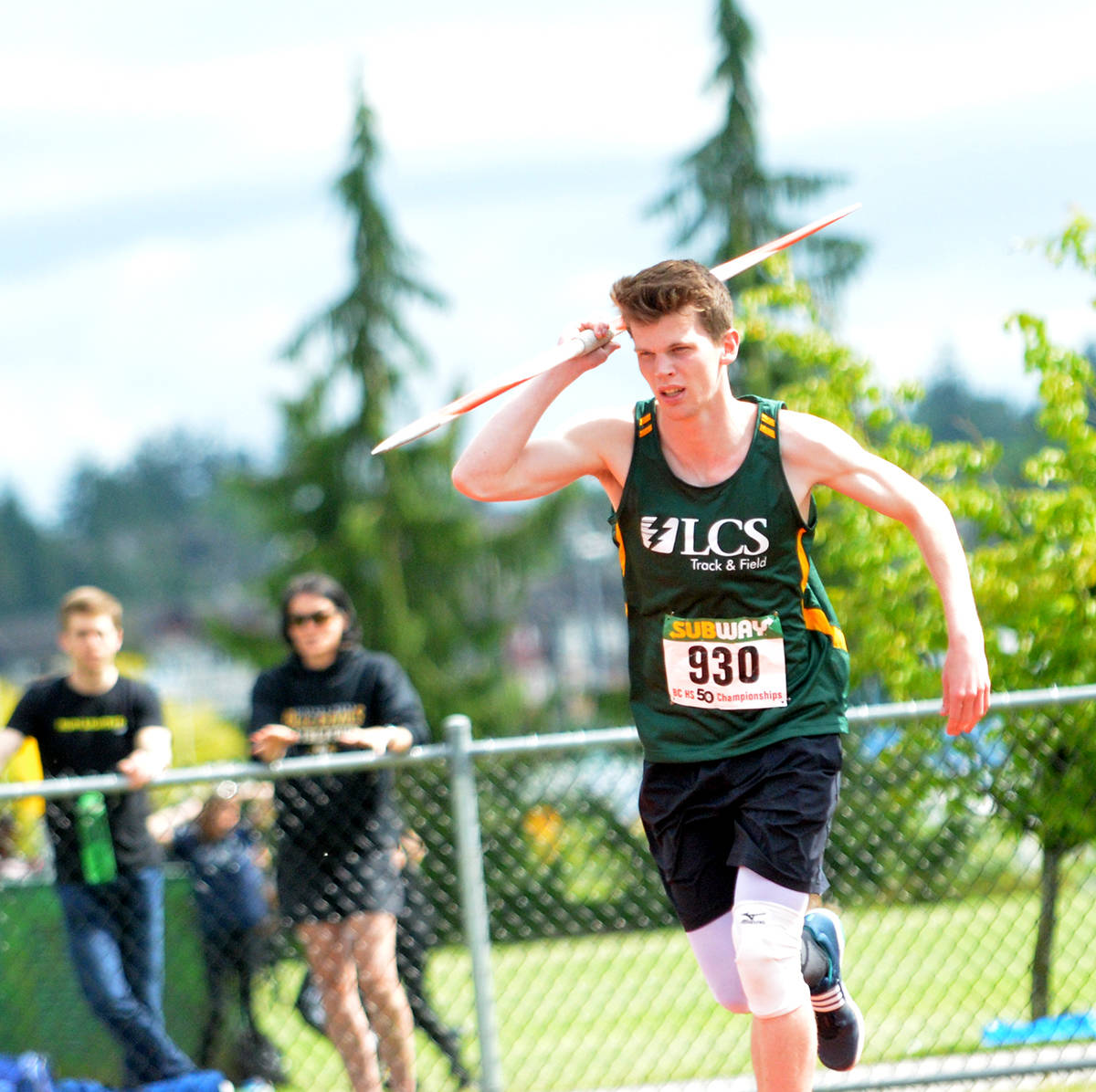 web1_170601-LAT-Sports-LCS-javelin2