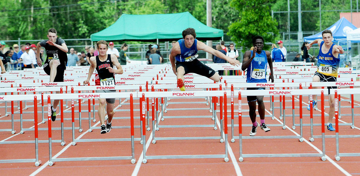 web1_170602-LAT-Sports-Credohurdles