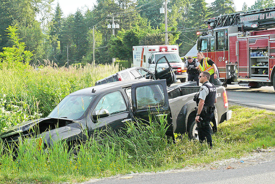 web1_170606-LAT-crash-scene-256-64Ave