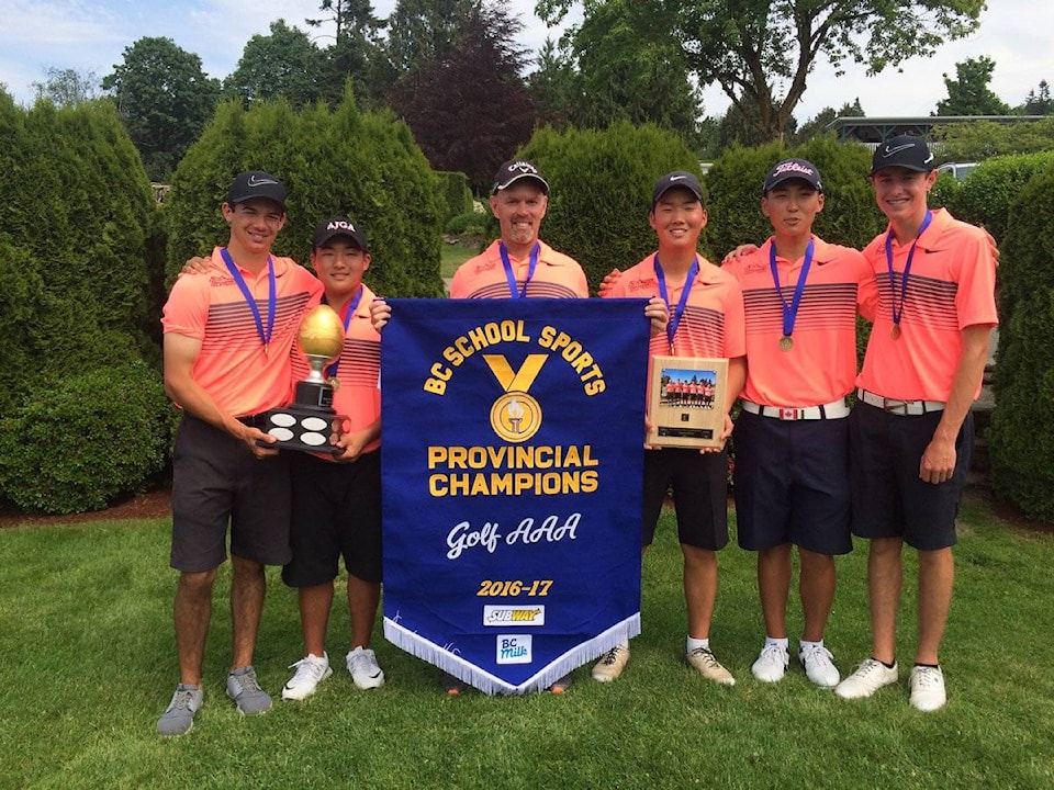 web1_170607-LAT-Sports-WGgolf