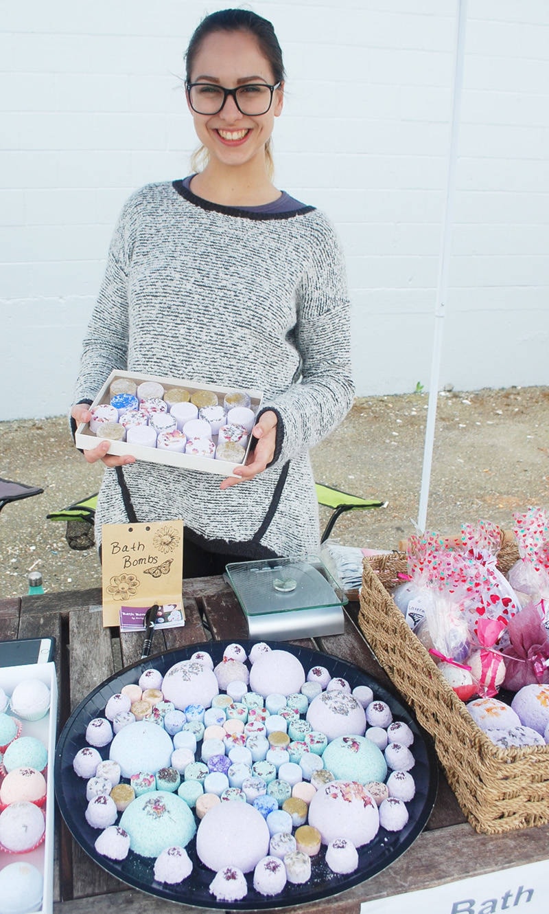 web1_170615-ALT-farmers-market-aldergrove_2