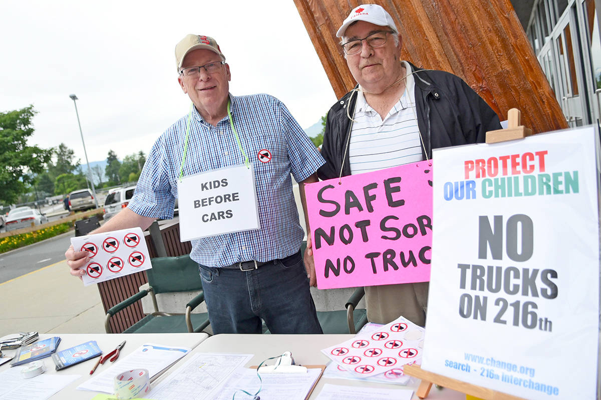 web1_170623-LAT-TruckRouteProtest_2