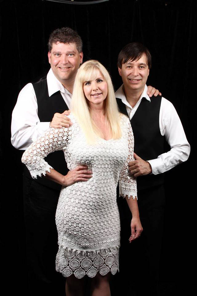 7648649_web1_FairTrueNorthTroubadours