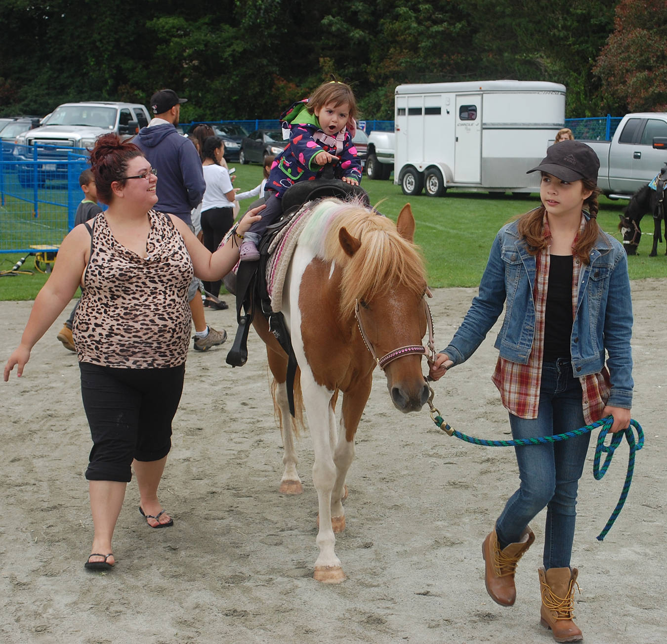 7649510_web1_FairPonyRide0055