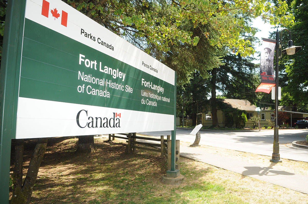 7775186_web1_170714-LAT-fort-langley-historic-site-sign