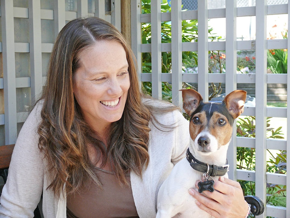 7829783_web1_170724-LAT-dog-rescued-Heather-and-rex