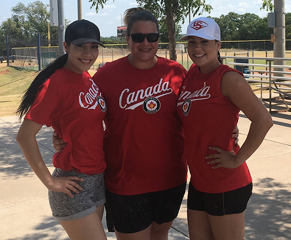 web1_170707-LAT-Sports-TeamCanadasoftball-copy