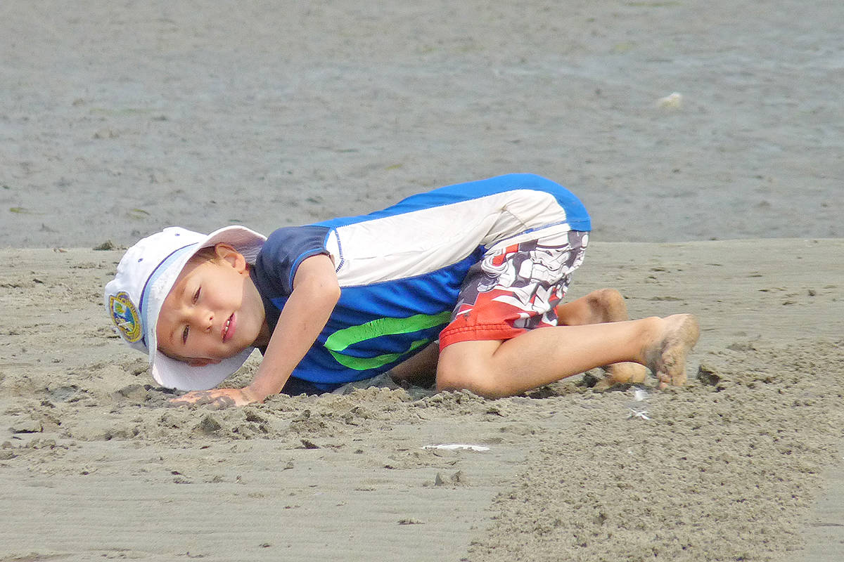 8005533_web1_170806-LAT-PAN-sand-castle-3