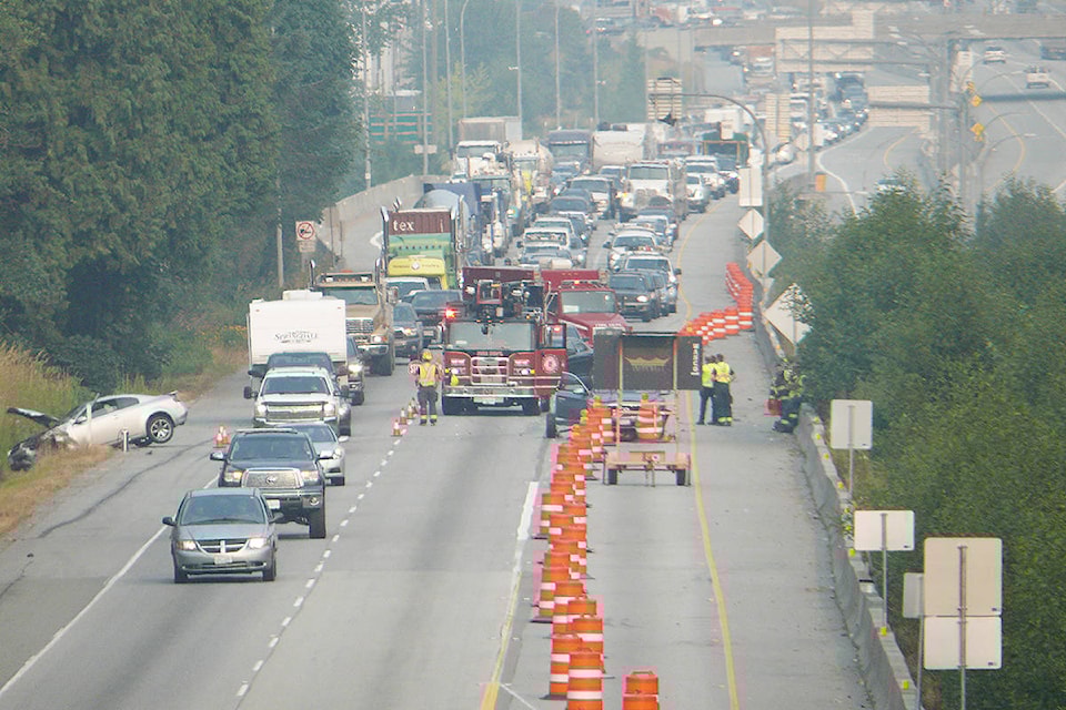 8018083_web1_170808-LAT-crash-on-hwy-1