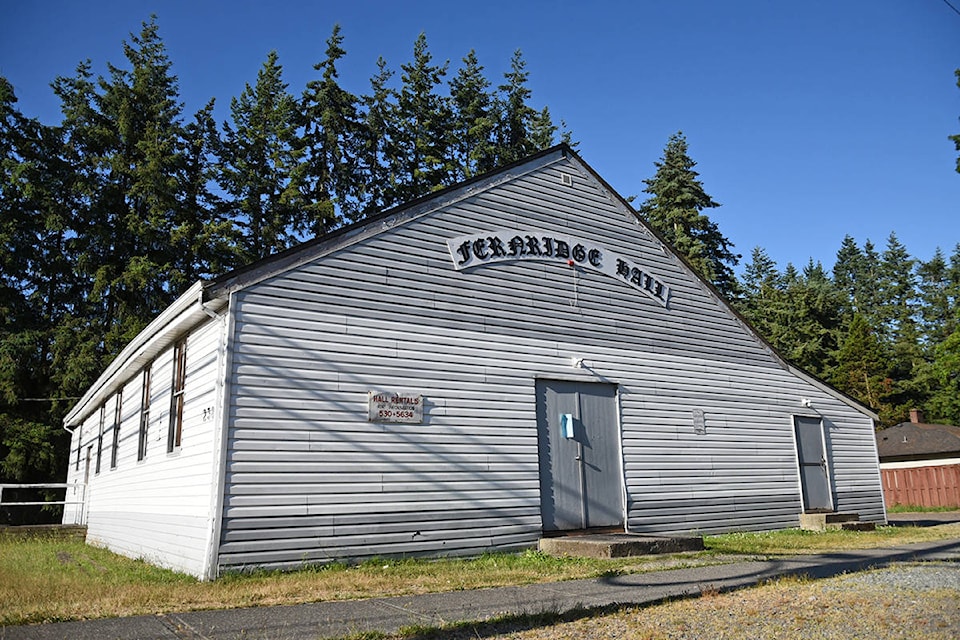 8156075_web1_Fernridge-Hall