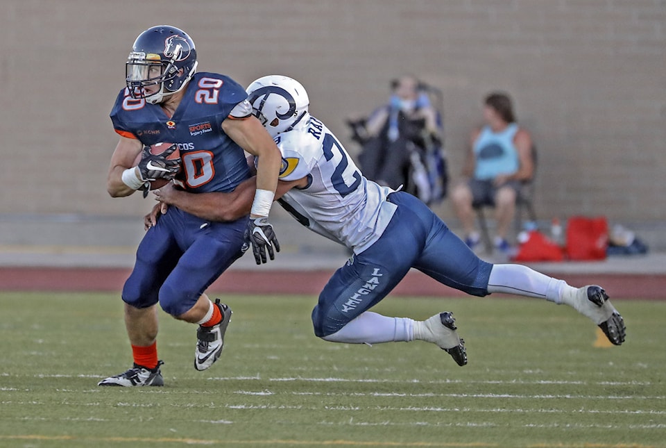 8273205_web1_170826-LAT-Sports-Rams-Stewart