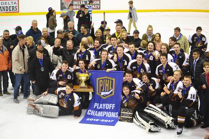 8282637_web1_170831-ALT-Kodiaks-opener_1